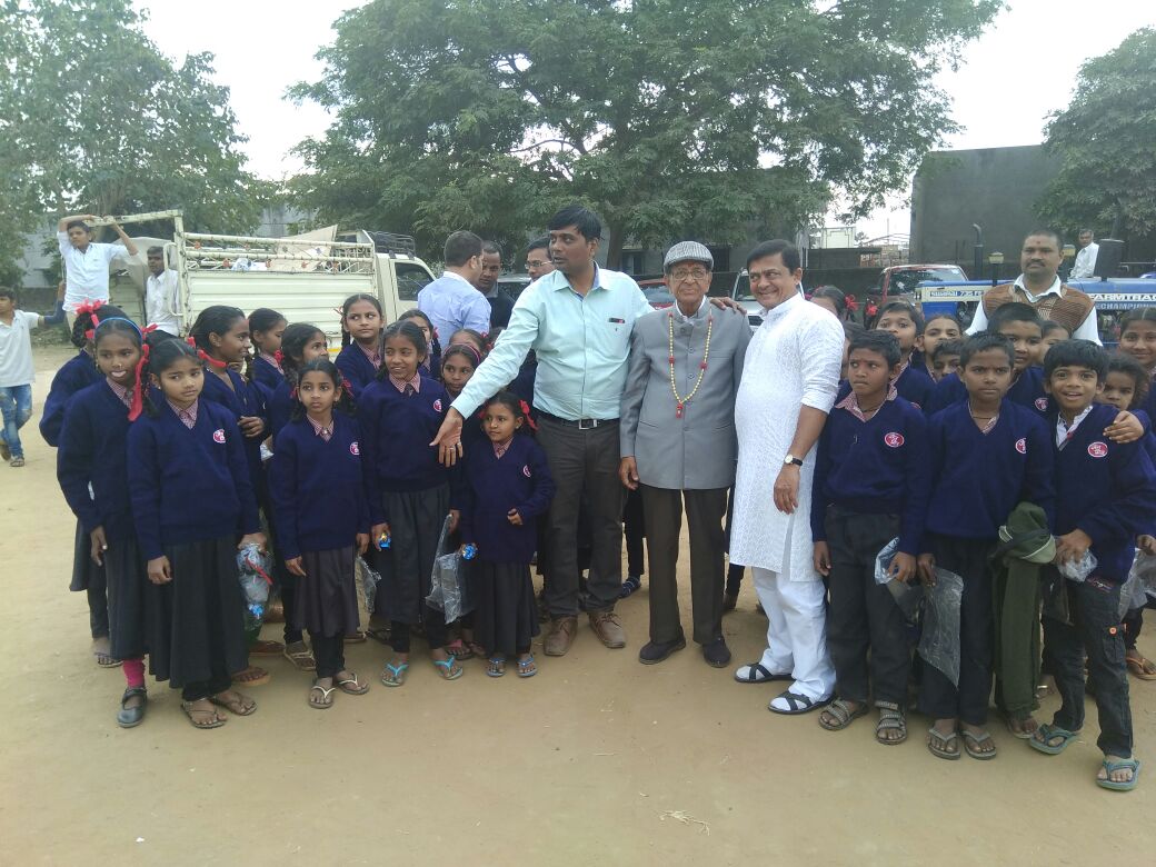 Sweater Distibuted At Aashodhar High School on 20/12/17