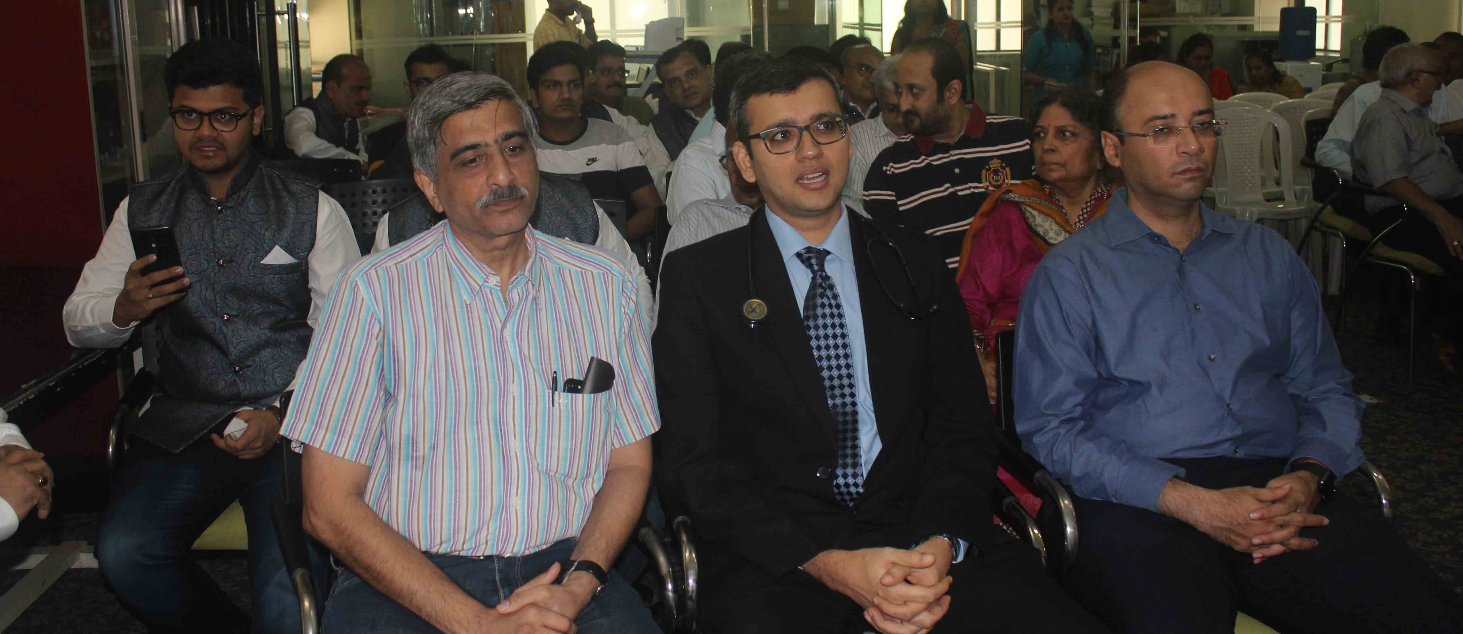 Dr. Khokhawala , Dr. Zaheer Viranee & Dr. Malik Merchant.of Prince Aly Khan Hospital.